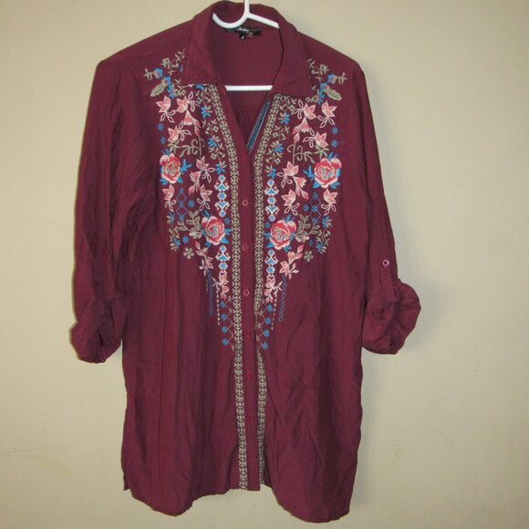 Andree By Unit Floral Embroidered Tab Sleeve Top Shirt sz L Burgundy Boho Fall - Picture 1 of 4